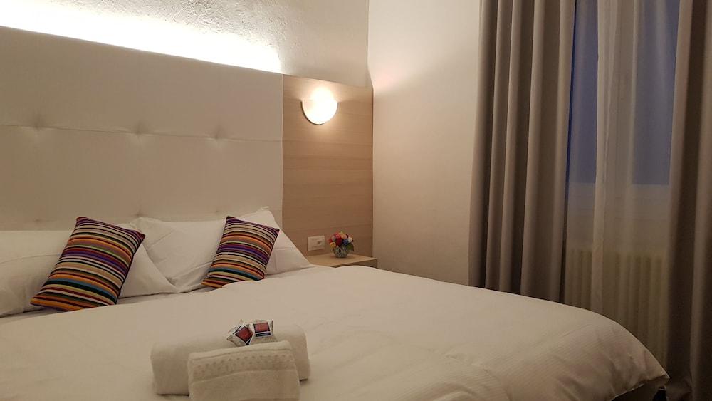 @ Home Hotel Locarno - Room