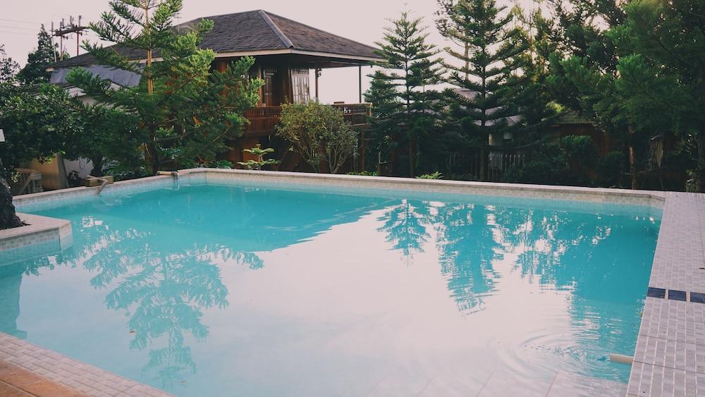 Kalana Resort - Outdoor Pool