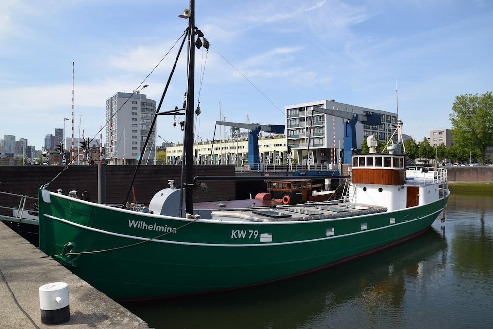 Boathotel Rotterdam Wilhelmina - Featured Image