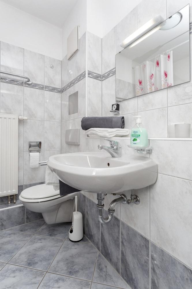 Apartment Saxonia - Bathroom
