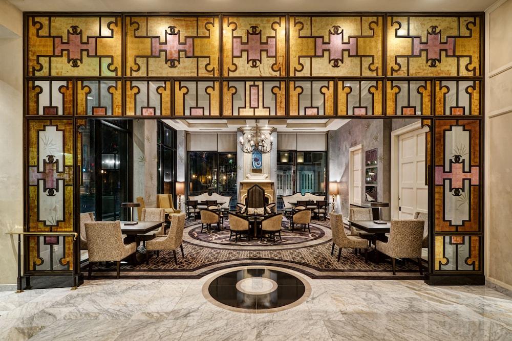 Loews New Orleans Hotel - Lobby