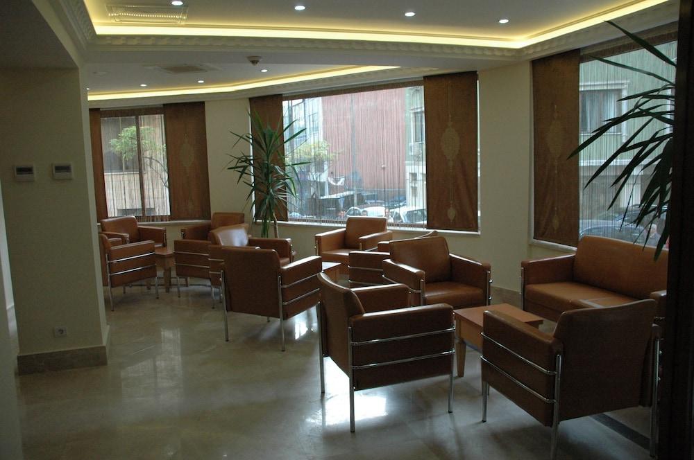 جوزدي هوتل - Lobby Sitting Area