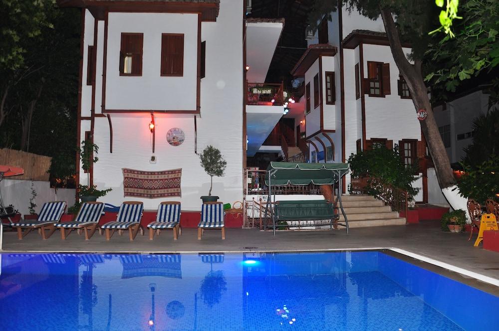 Kaliptus Hotel - Outdoor Pool