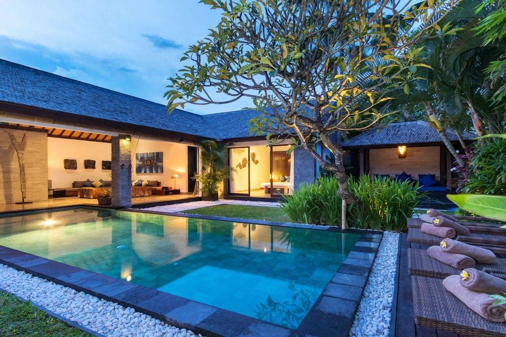Bali Villa Near the Beach, 2080 - Featured Image