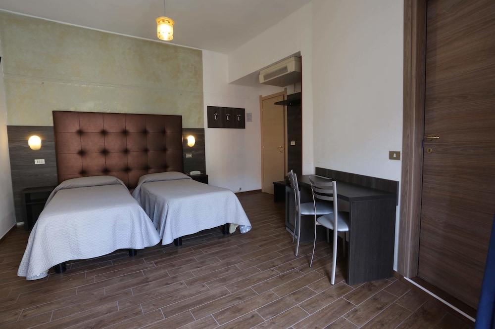 Hotel Piola - Room
