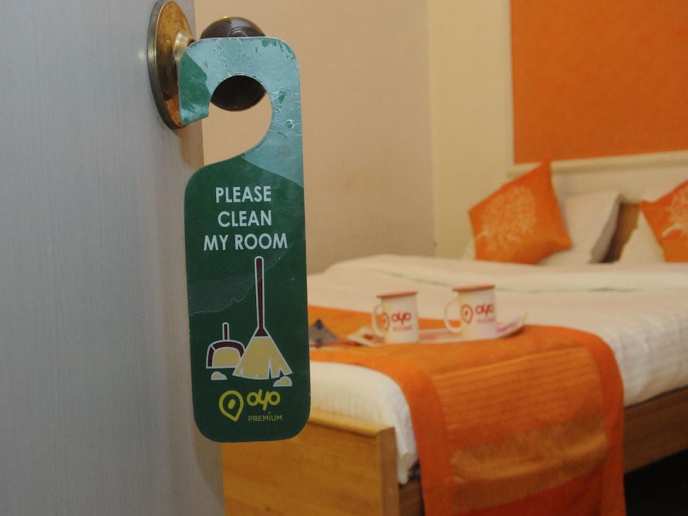 OYO 3061 Hotel De Pintu - Room