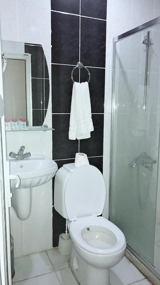 Beyzade Konak Hotel - Bathroom