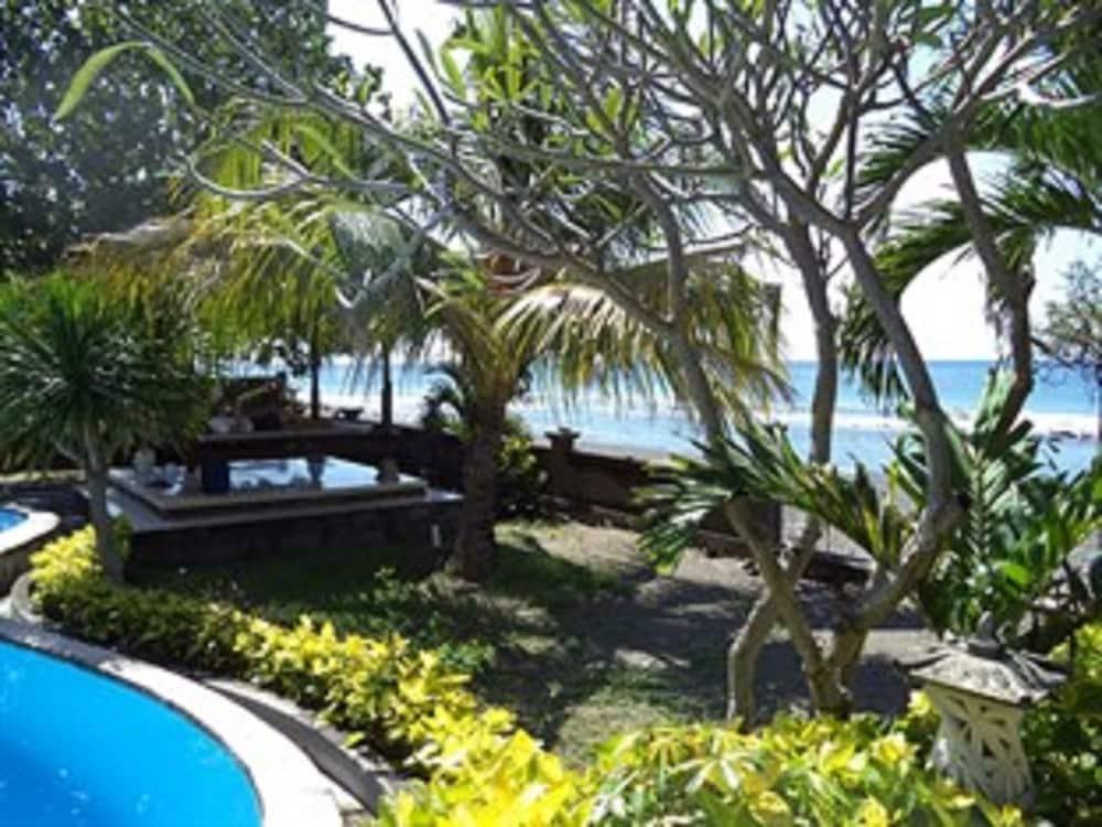 Coral Bay Bungalow - Outdoor Pool