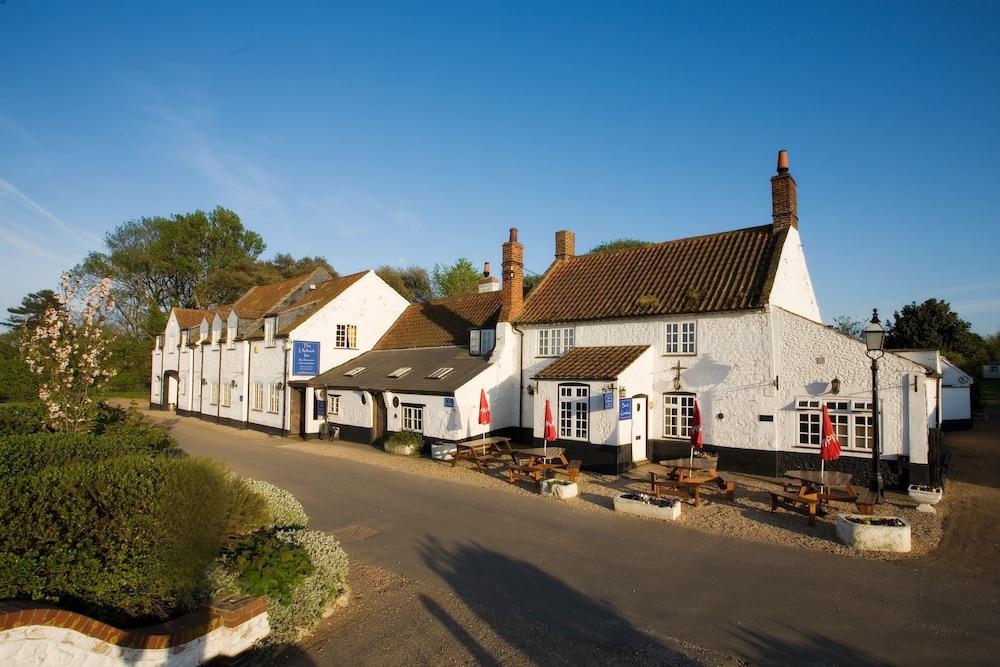 Lifeboat Inn - Featured Image