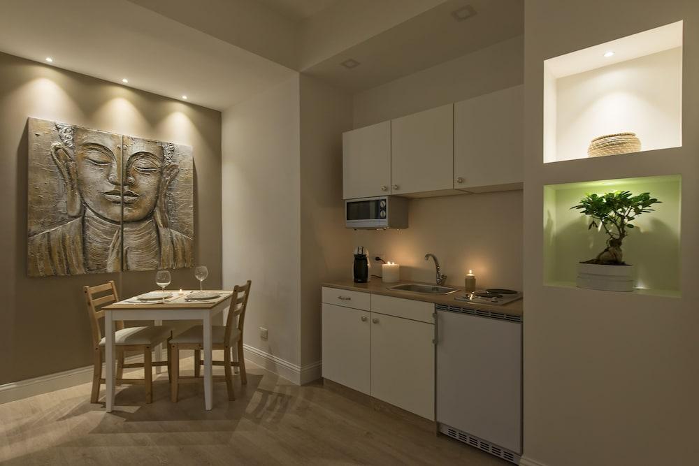 Aruna Suites - Living Area