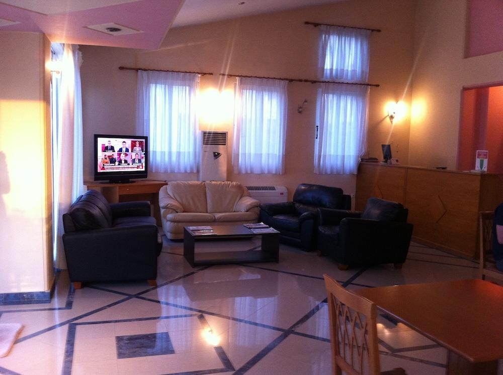 Cybele Kifisia Apartments - Reception