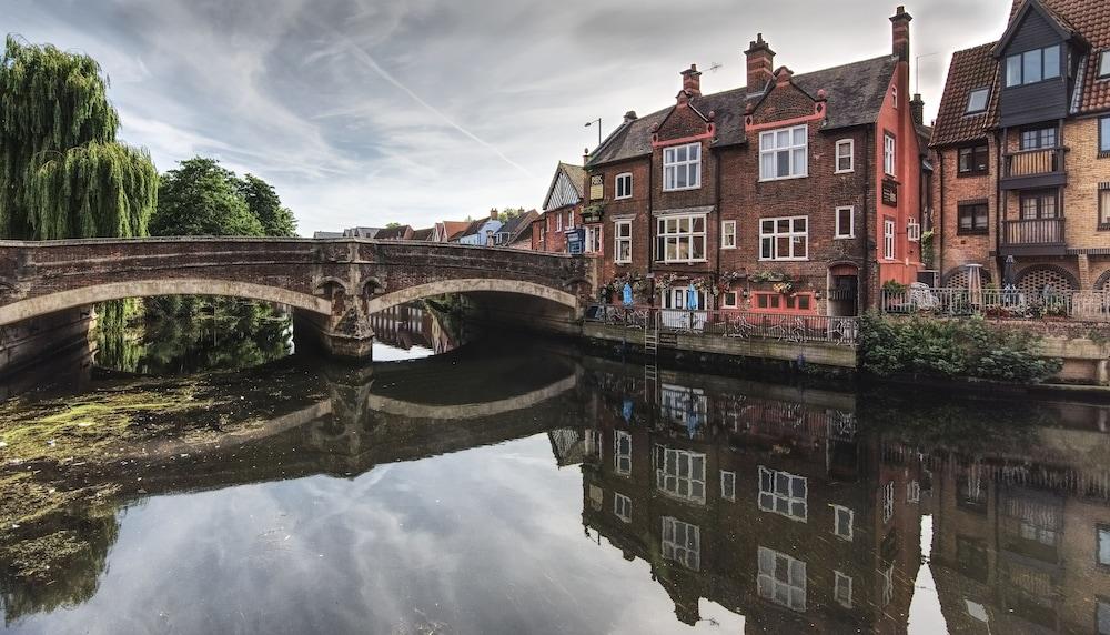 Stay Norwich River View - Featured Image