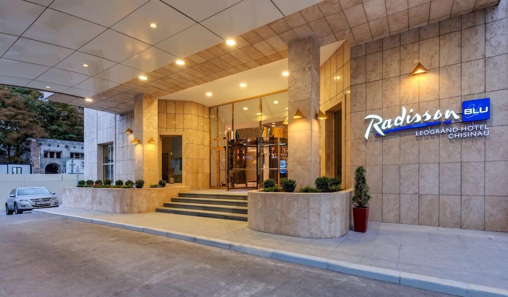 Radisson Blu Leogrand Hotel - Exterior