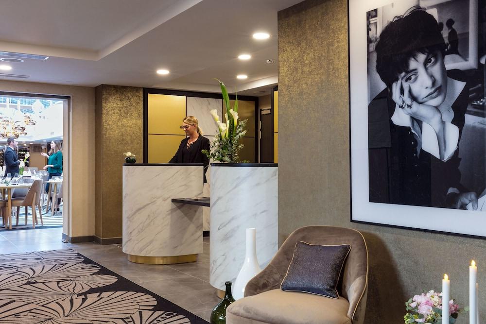Niepce Paris Hotel, Curio Collection by Hilton - Lobby