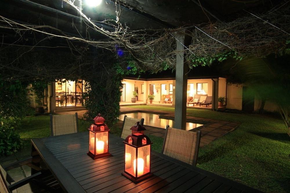 Afri-Lala Bed & Breakfast - Featured Image