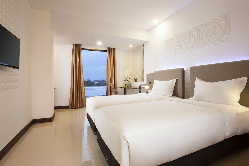Verse Hotel Cirebon - Room