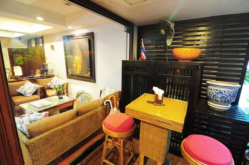 Baan Sukhumvit Soi 20 - Lobby Lounge