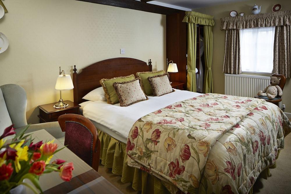Drayton Court Hotel - Room