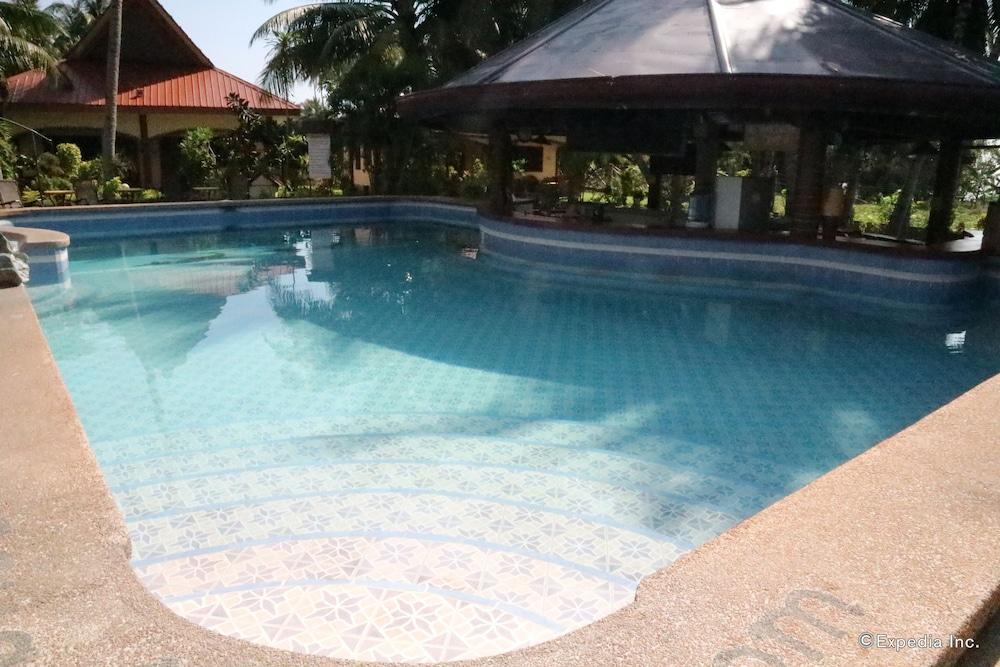 Aqua-Landia Resort - Outdoor Pool