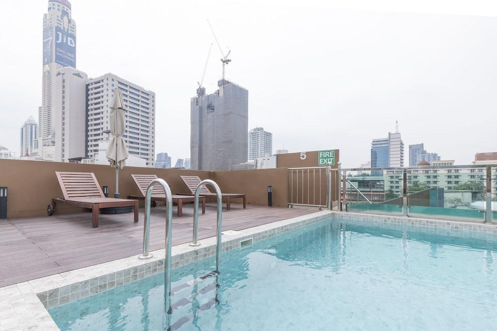 Hyde Park Hotel Bangkok - Outdoor Pool