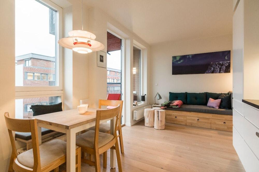 StayPlus Modern Apt Rooftop Terrace - Featured Image