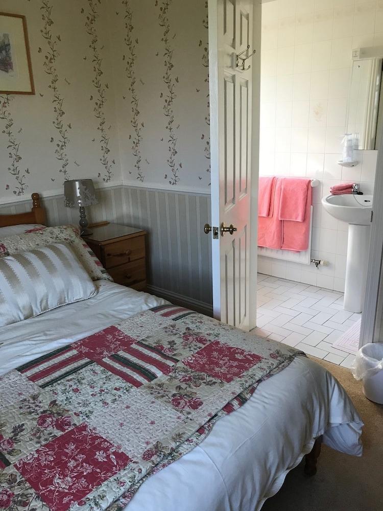 Willowbank House - Room