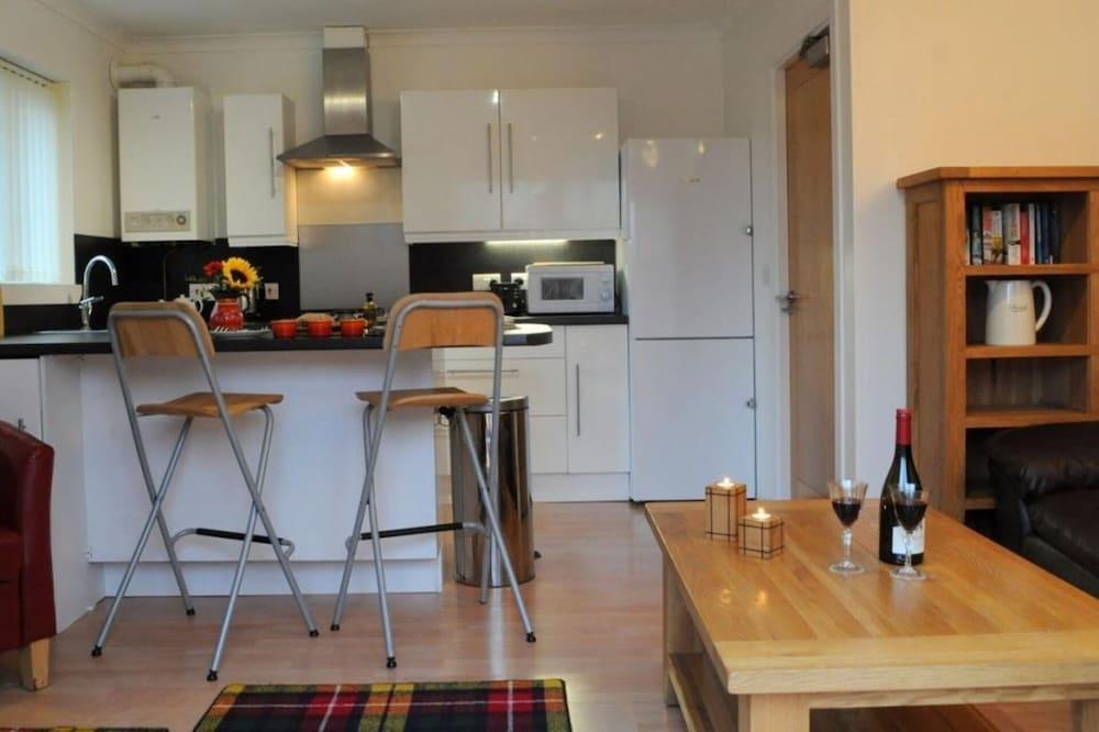 Lovely, Light and Airy 1-bed Flat in Stornoway - Private kitchen