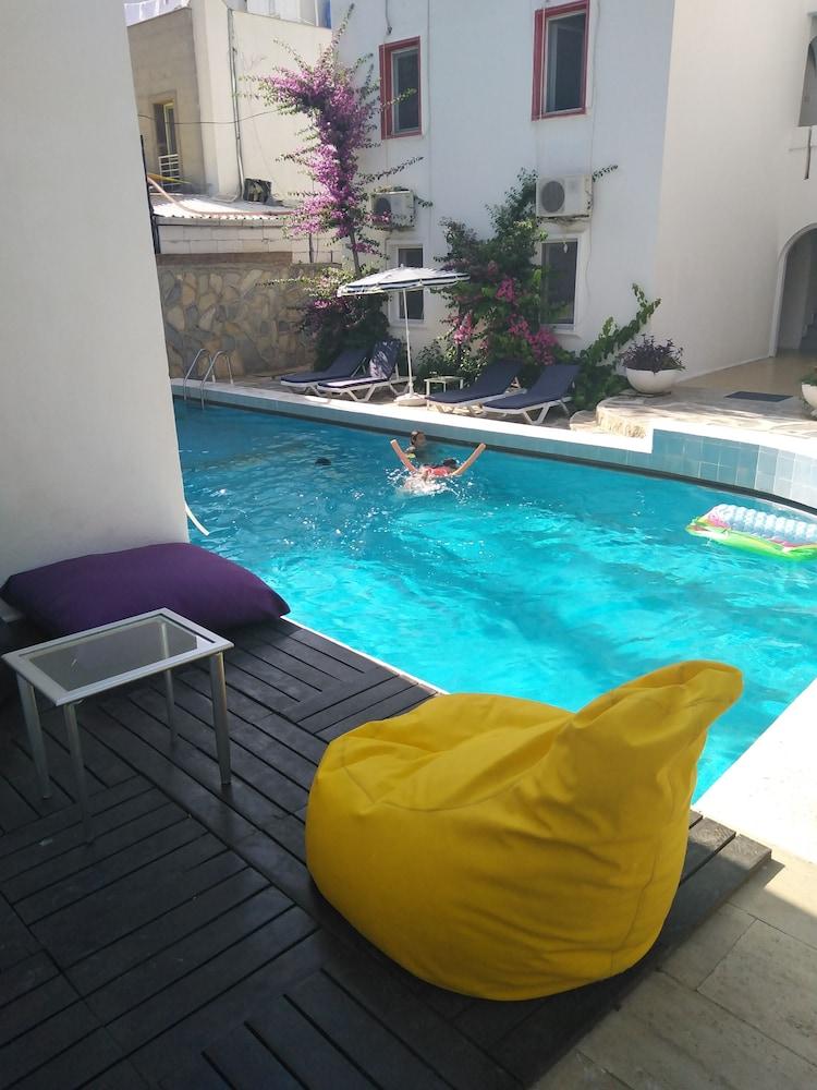 Bircan - Outdoor Pool
