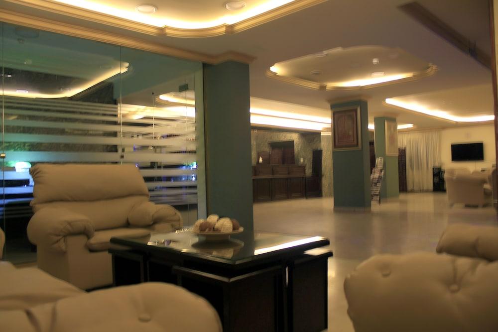 Alaqsa Palace Hotel Suites & Apartments - Lobby