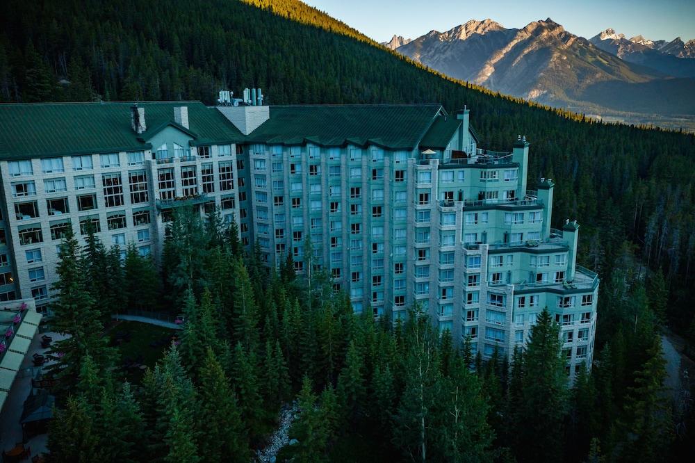 Rimrock Resort Hotel Banff - Exterior