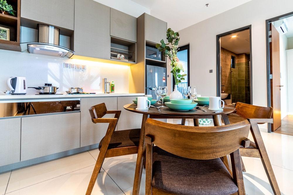 Geo38 Residences 2 by The Flash - Private Kitchenette
