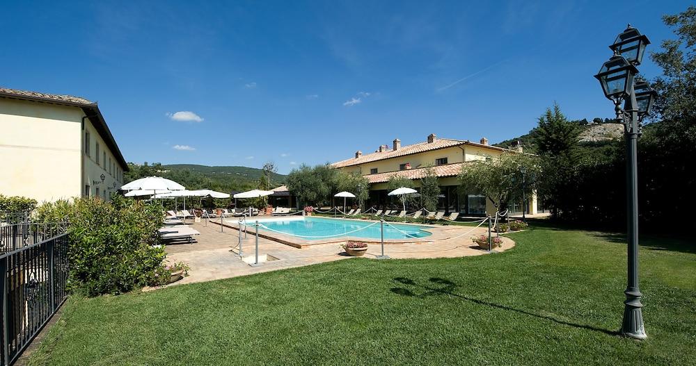 Relais dell'Olmo - Outdoor Pool