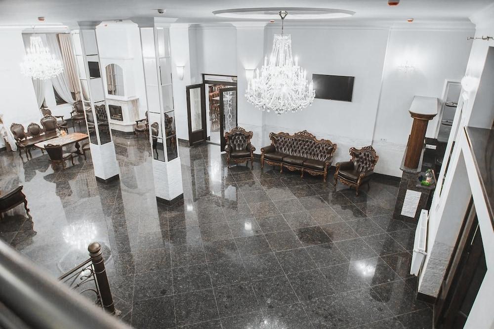 Mardan Palace SPA Resort - Lobby Sitting Area