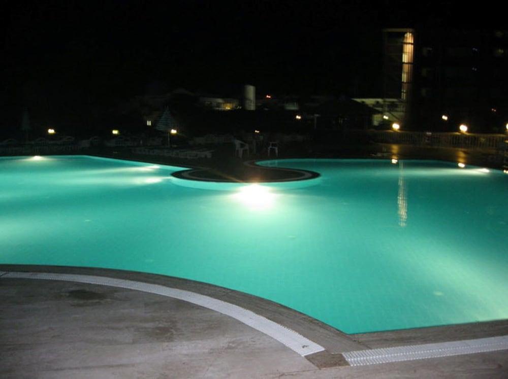 Adalin Resort Otel Kemer - Outdoor Pool