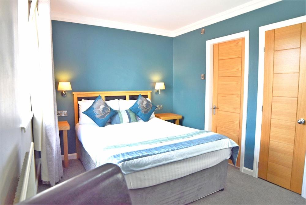 Dovedale Hotel - Room