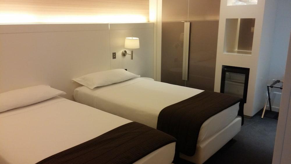 iH Hotels Roma Z3 - Room