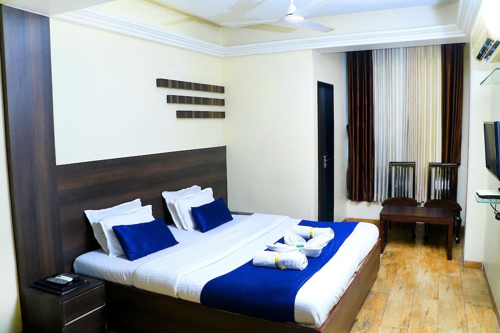 Hotel Alka Residency - Featured Image