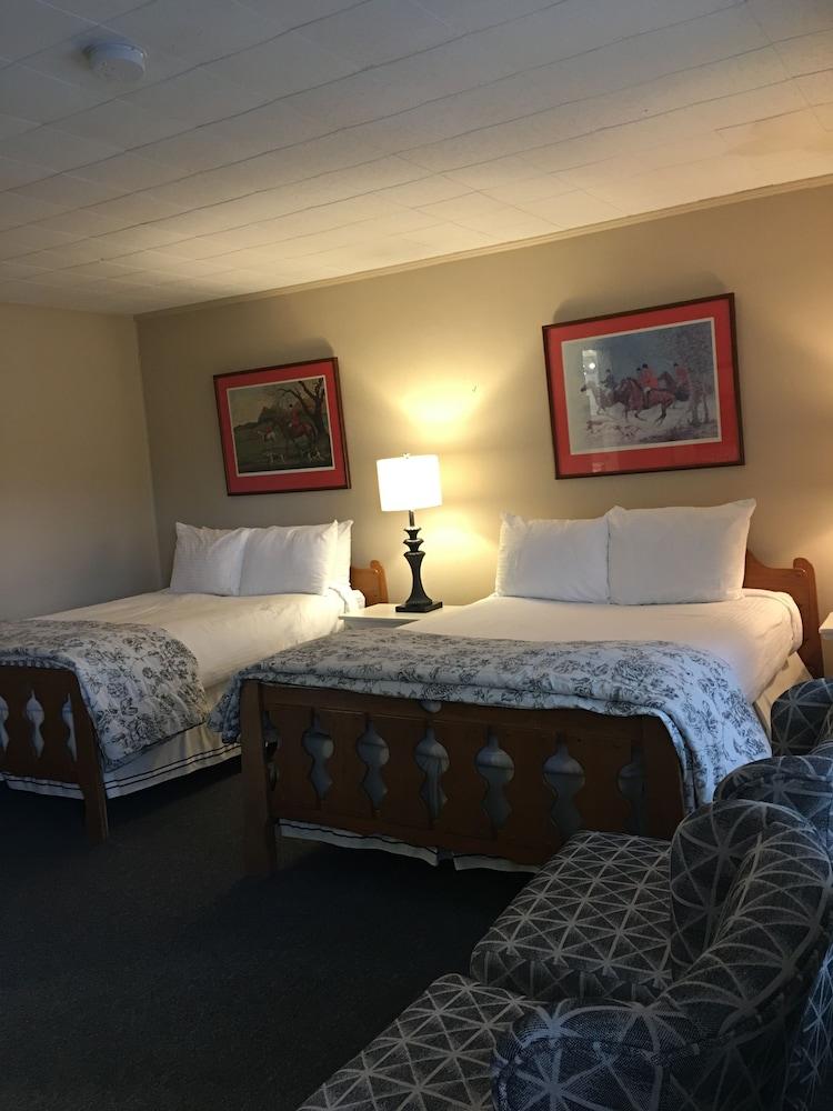 Timberland Motel - Room
