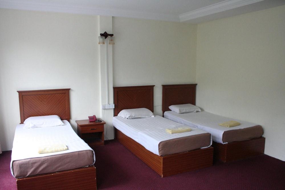 Hotel Titiwangsa - Room