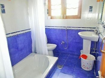 Ronak Resort - Bathroom