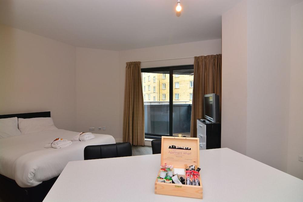Apartment Wharf – Canary South - Room