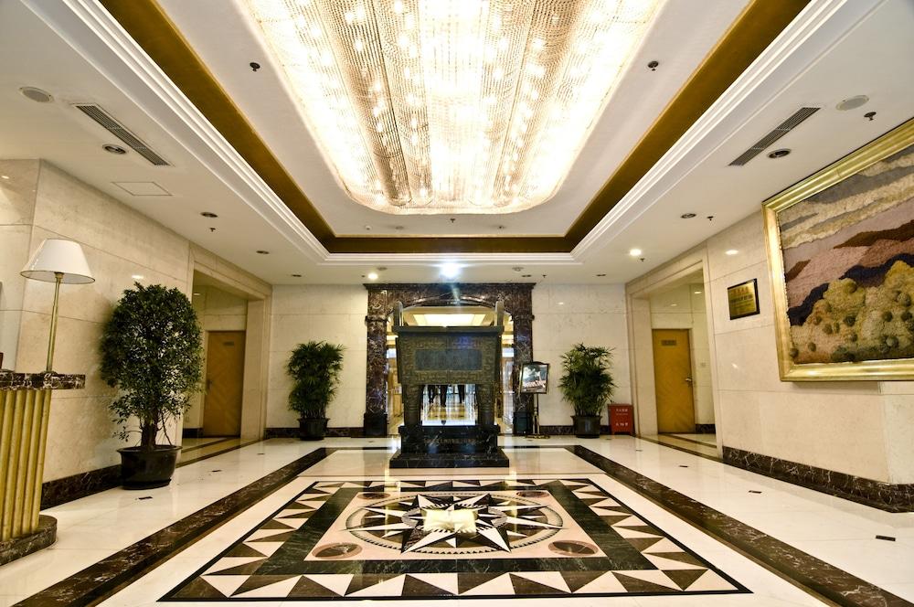 لوكسيمون هوتل (بودونج شنغهاي) - Interior Entrance