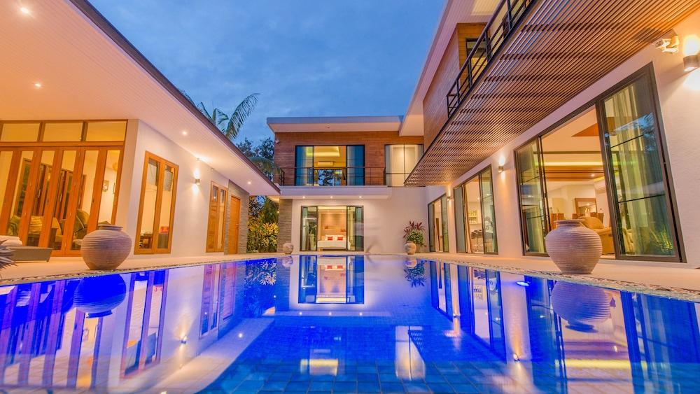 Moin Lakeside Pool Villa ChiangMai - Featured Image