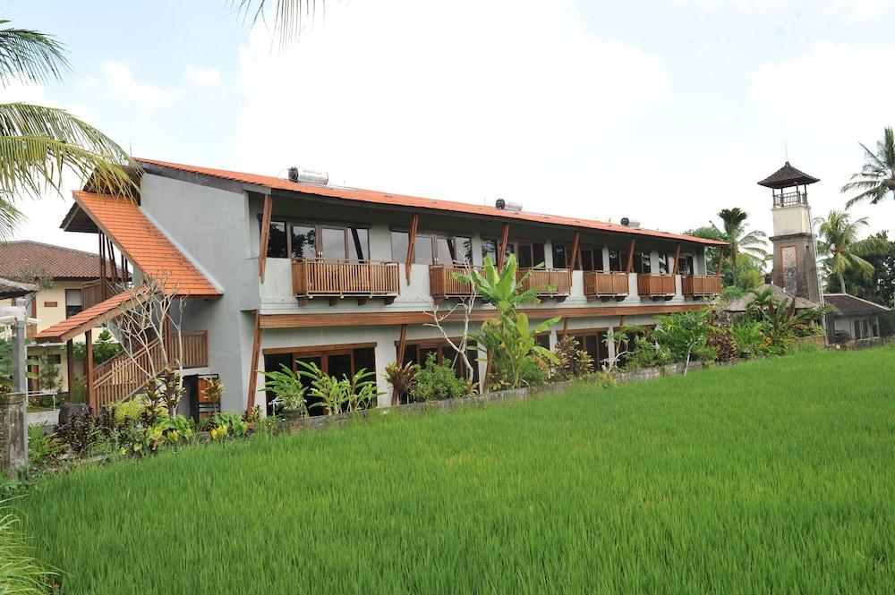 Aniniraka Resort & Spa - Property Grounds