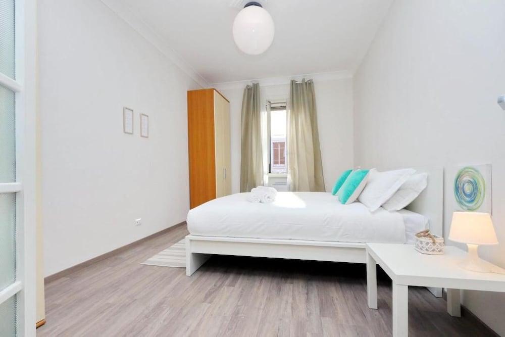 Galilei Apartment - Room
