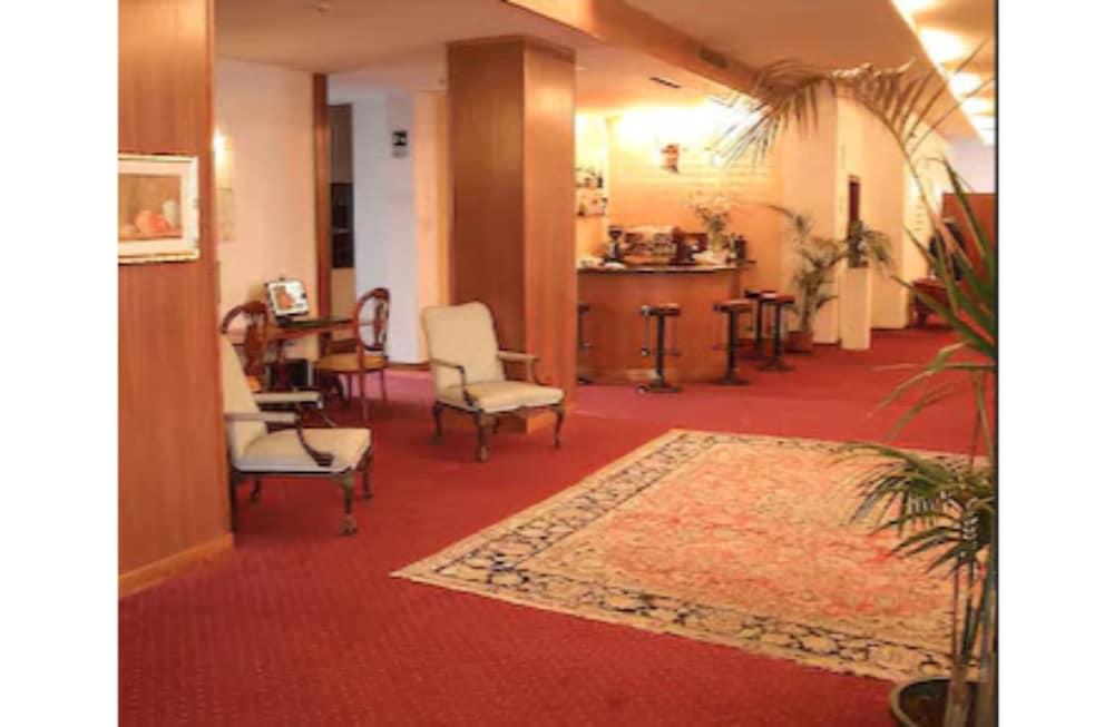 Best Western Park Hotel Continental - Lobby