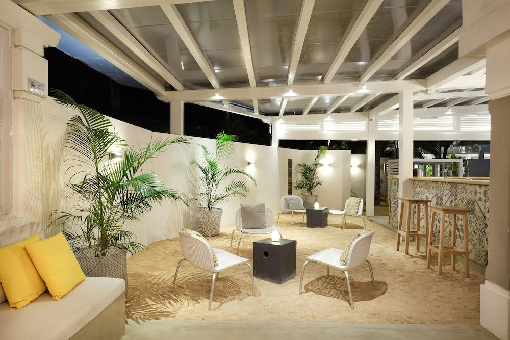 Tropical Attitude - Adults only - Lobby Sitting Area