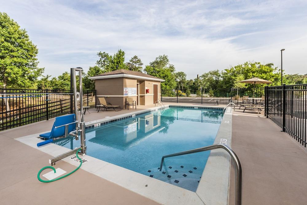 Staybridge Suites Knoxville-West, an IHG Hotel - Pool