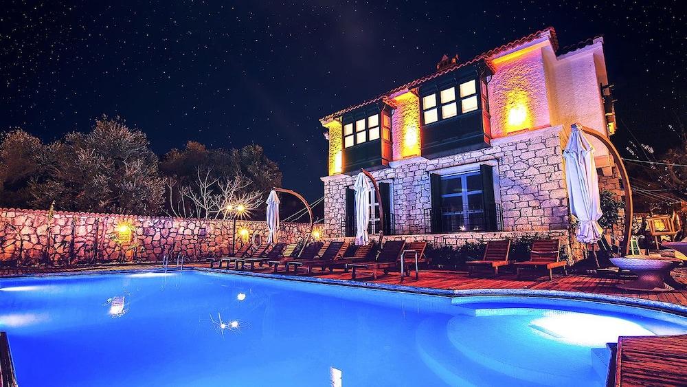 Boreas Butik Hotel - Adults Only - Outdoor Pool
