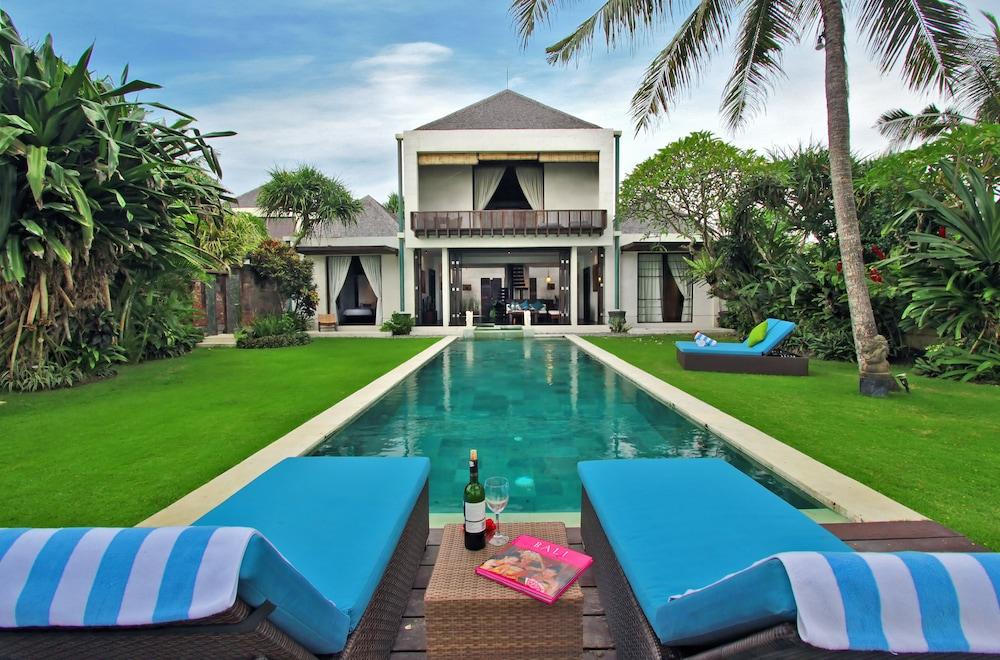 Villa Samudra - Outdoor Pool